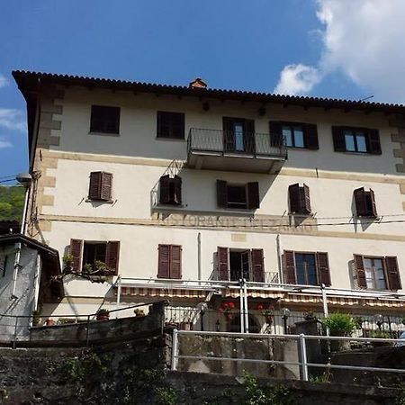 Delzanno Hotel Varallo Exterior photo