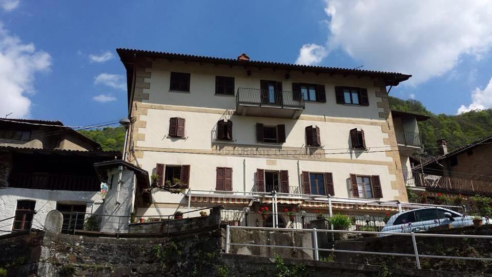 Delzanno Hotel Varallo Exterior photo